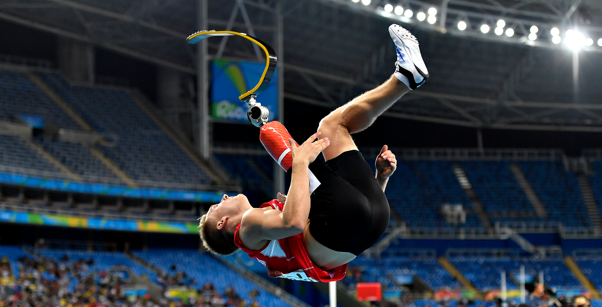 比賽一開場 比賽一開場